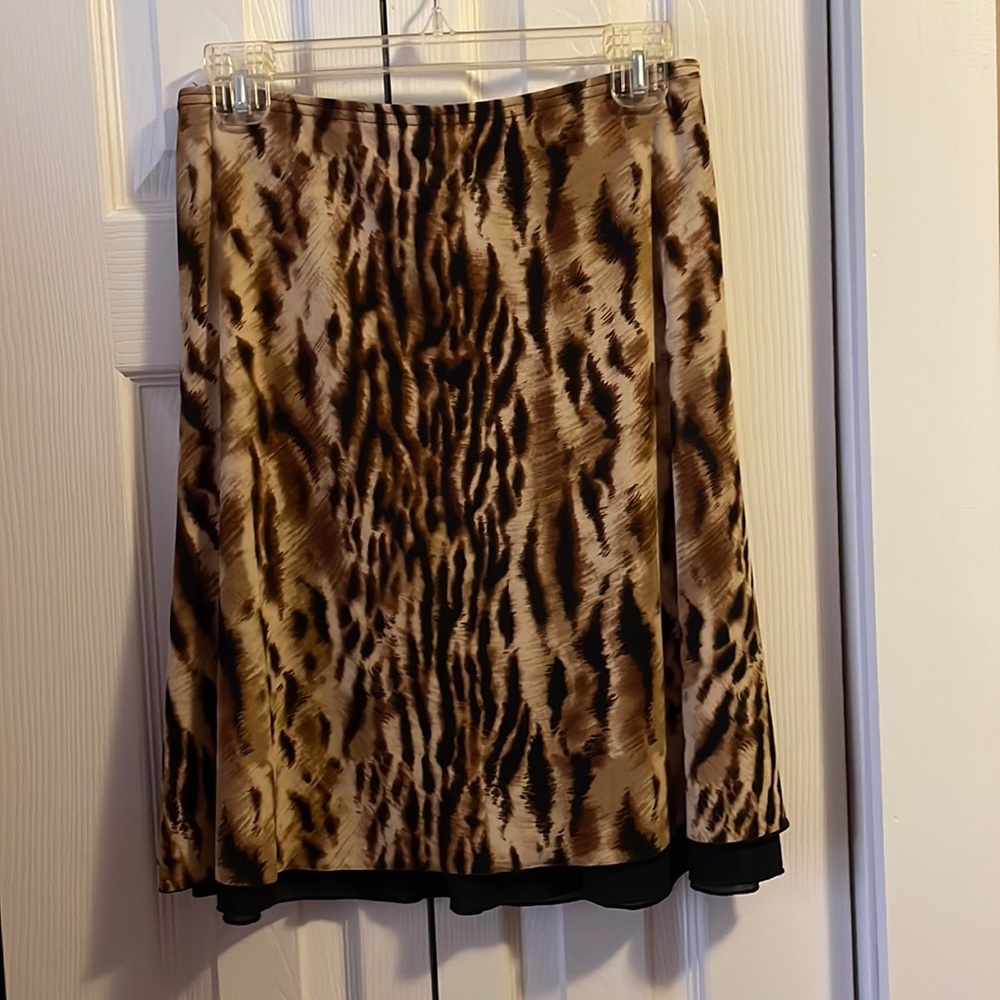 Leopard print skirt. Small